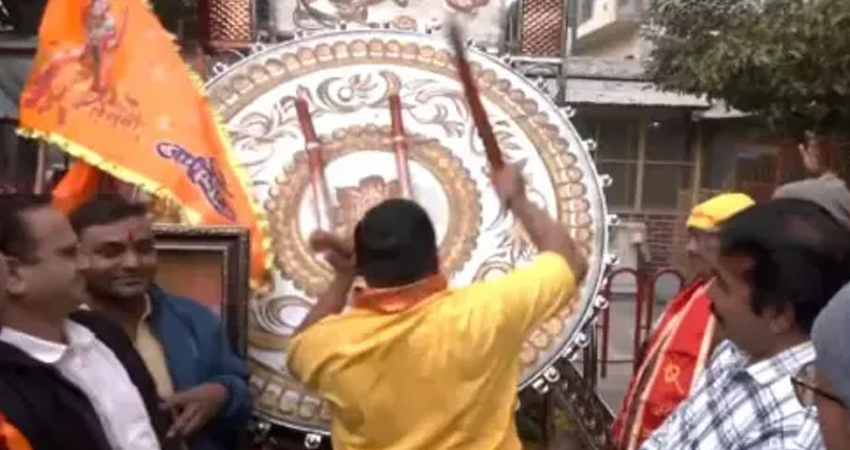 ராமர் கோவில் கும்பாபிஷேக விழா- குஜராத்தில் இருந்து 500 கிலோ எடையுள்ள மேளம்!