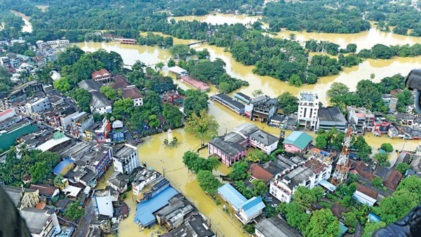 தொடரும் சீரற்ற வானிலை; உயிரிழப்புகளின் எண்ணிக்கை 15ஆக உயர்வு