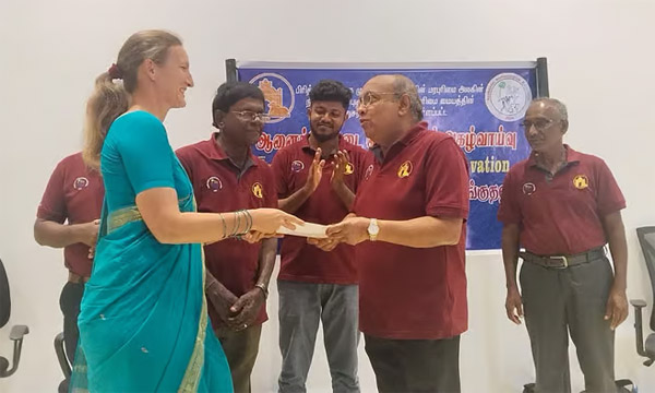 யாழில் அகழ்வாய்வுகளை மேற்கொள்ளும் ஜேர்மன் பெண்; தமிழர் கலாச்சார ஆடை அணிந்து நிகழ்வில் பங்கேற்பு