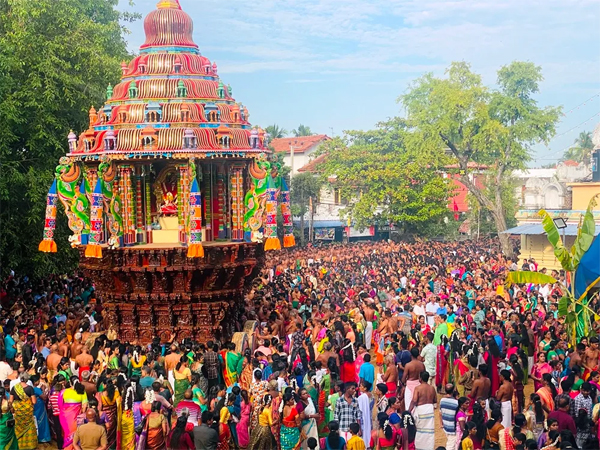 மட்டக்களப்பு ஸ்ரீமாமாங்கேஸ்வரர் ஆலய இரதோற்சவம் (Photos)